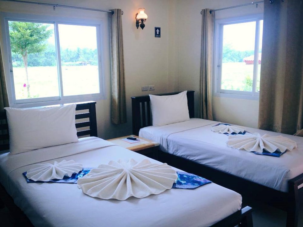 naris phu view resort