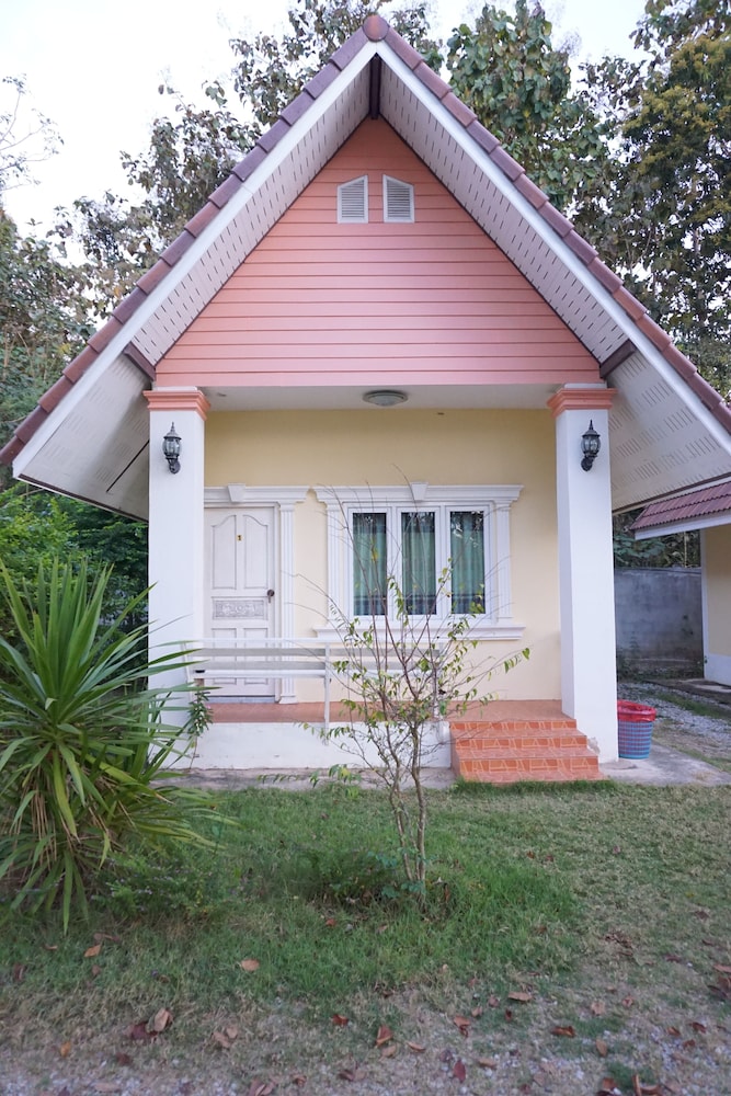 nam khong tara resort