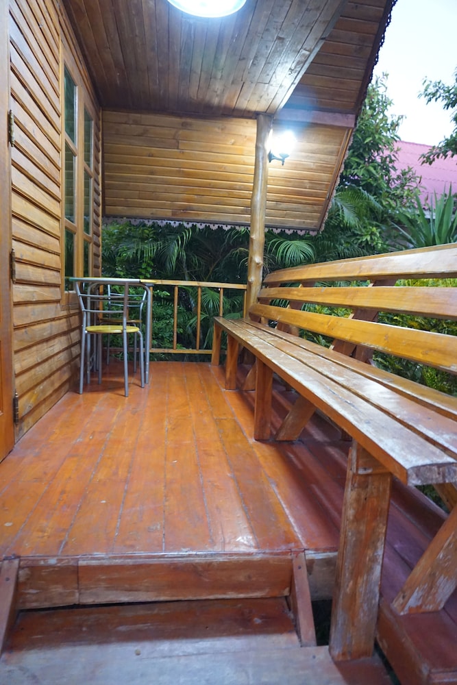 nam khong tara resort