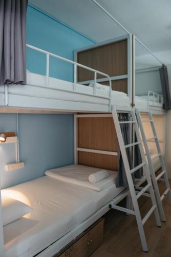 ease hostel