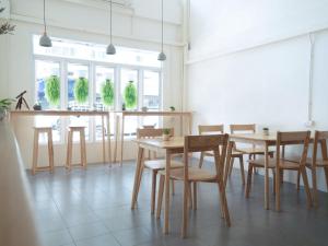 ease hostel