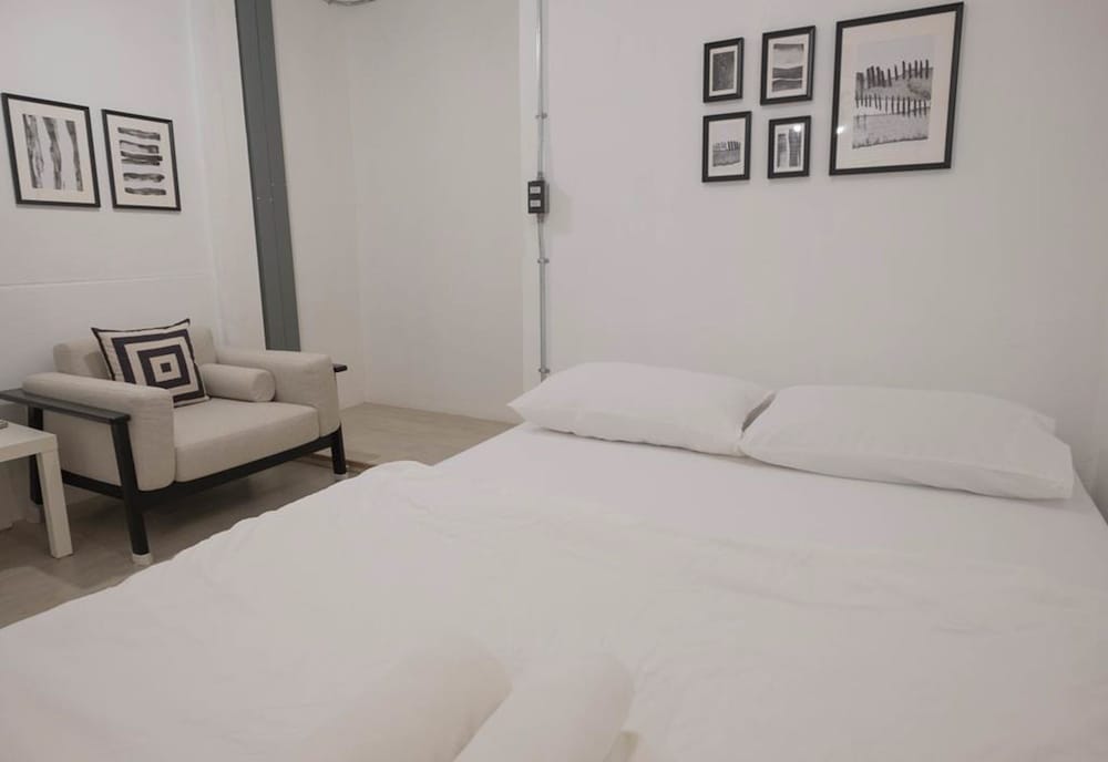 sleepcase hostel