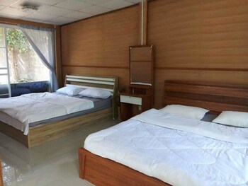 hill tribe art house