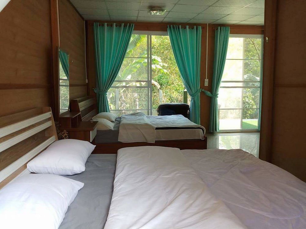 hill tribe art house