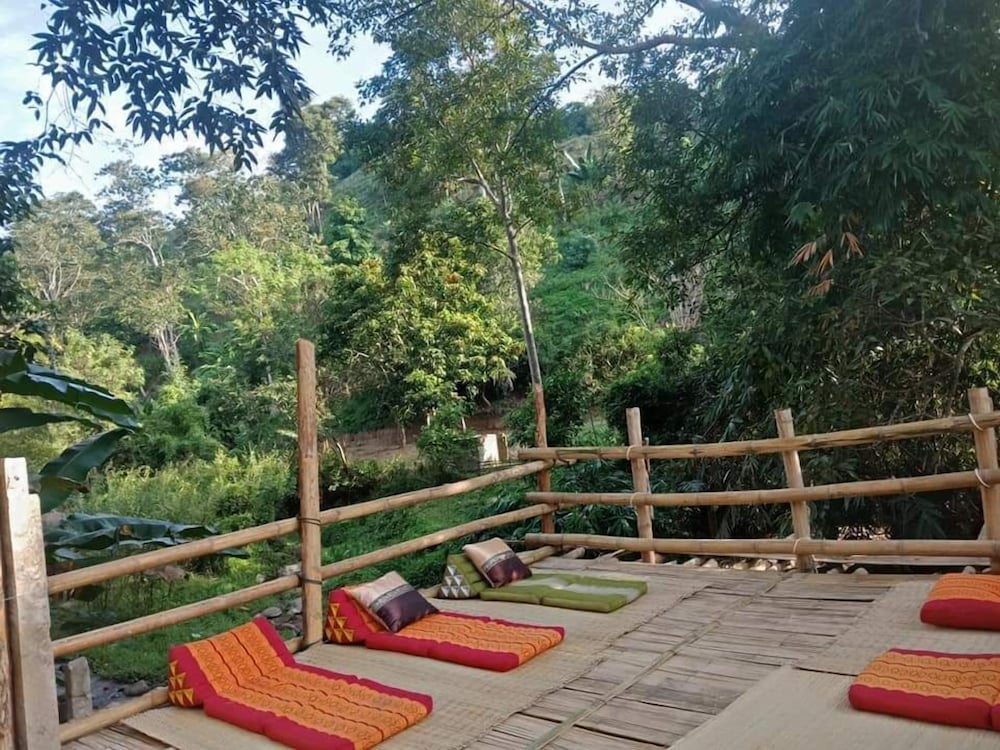 hill tribe art house