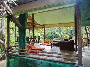 hill tribe art house