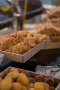 new square patong hotel