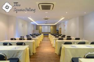 new square patong hotel