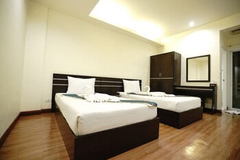 tharakiree place hotel