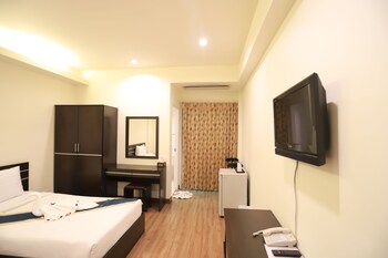 tharakiree place hotel