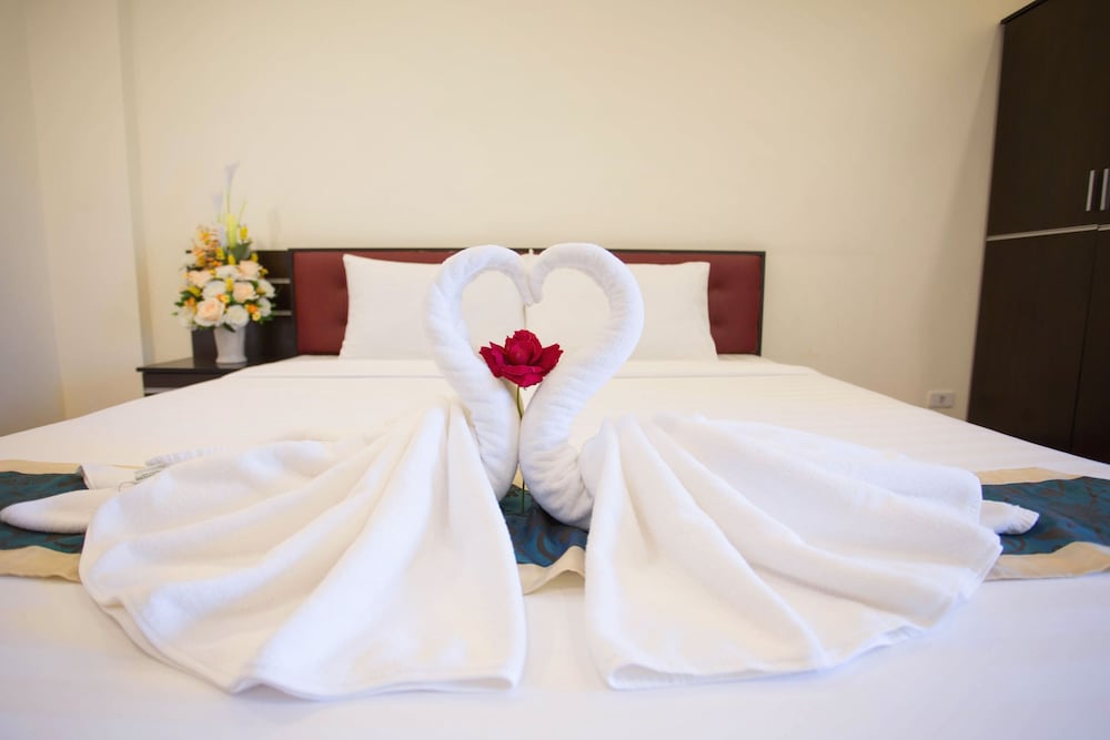 tharakiree place hotel