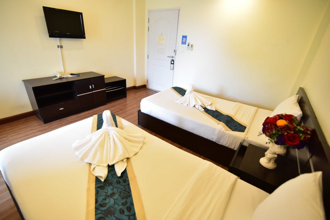 tharakiree place hotel