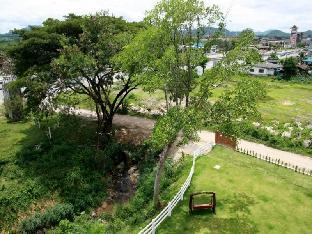 tharakiree place hotel