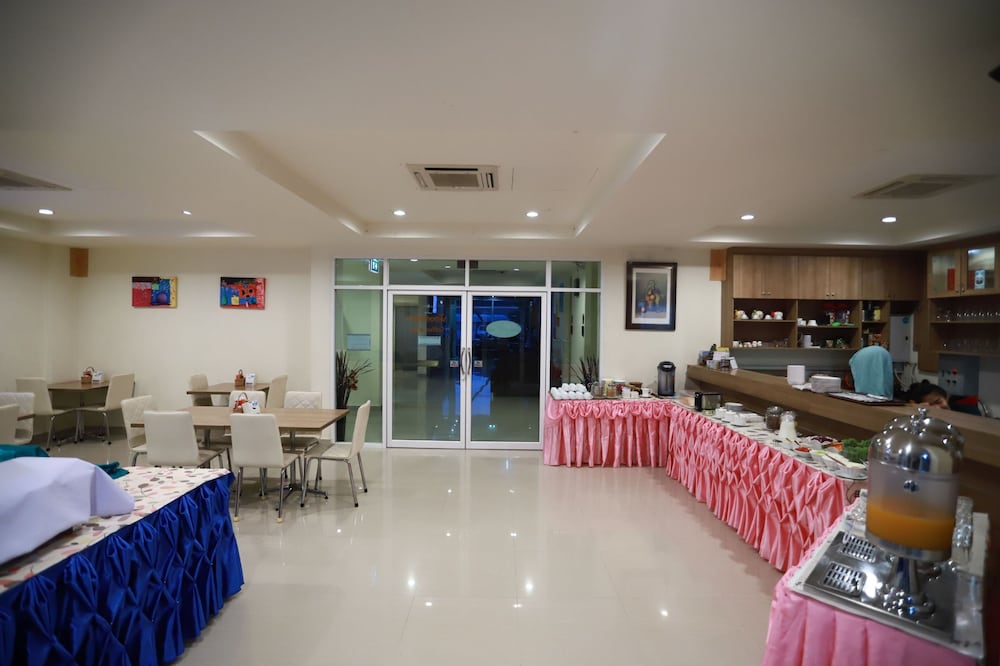 tharakiree place hotel