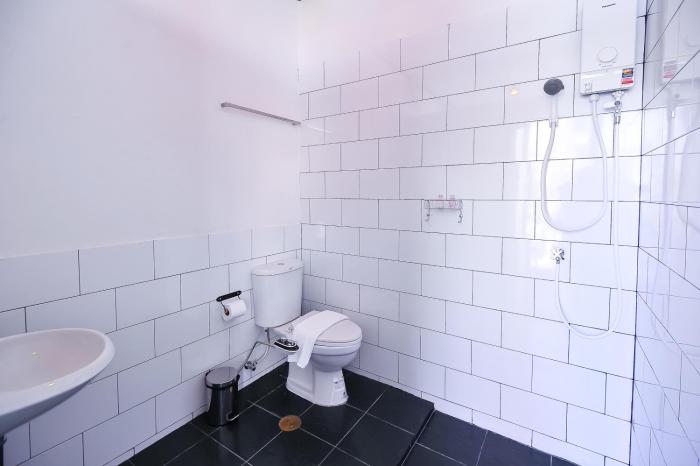 glur phuket patong beach