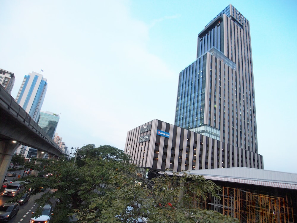 the quarter ari by uhg