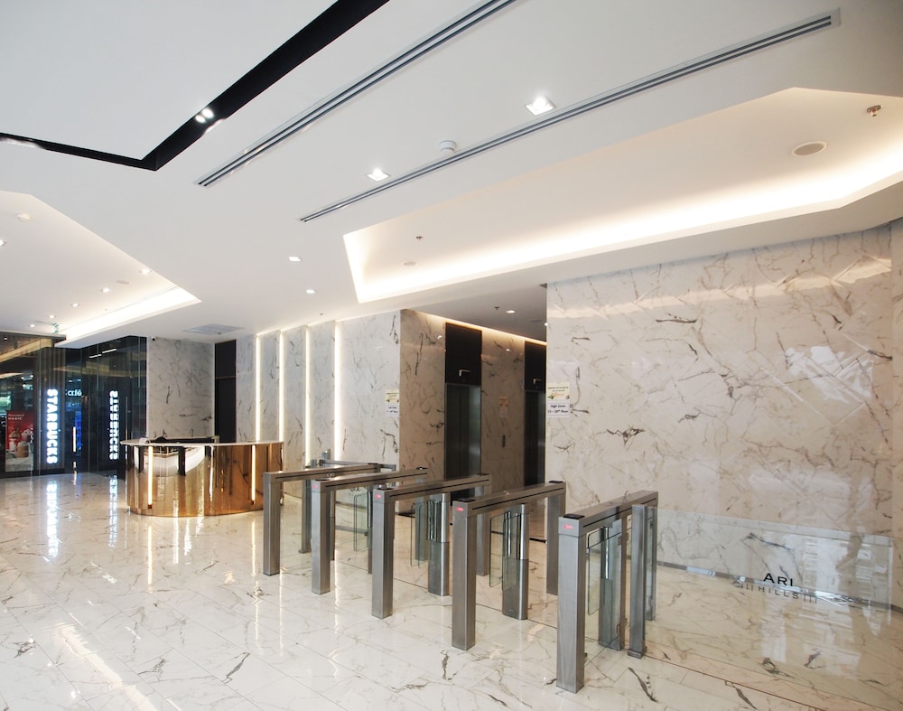 the quarter ari by uhg