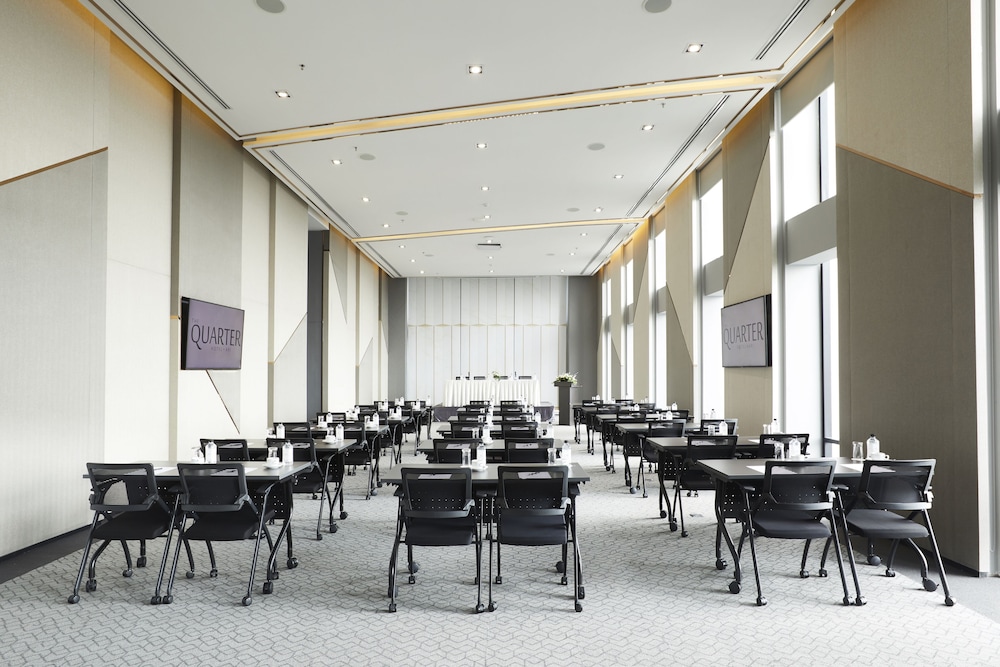 the quarter ari by uhg