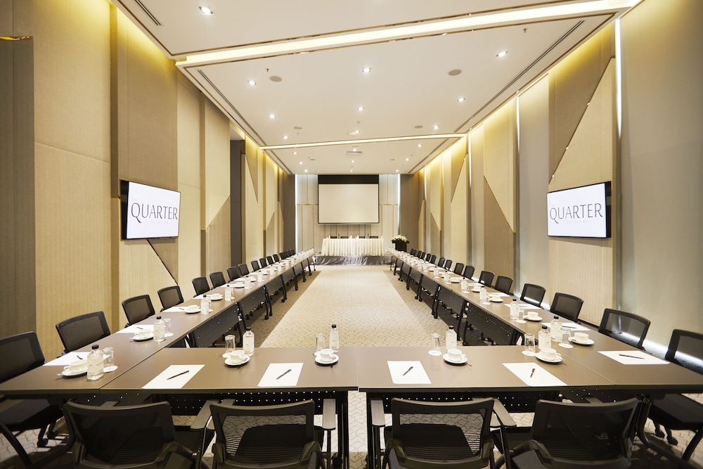 the quarter ari by uhg