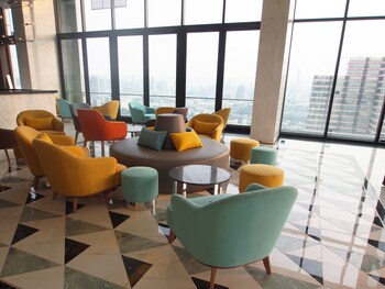 the quarter ari by uhg