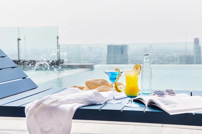 the quarter ari by uhg