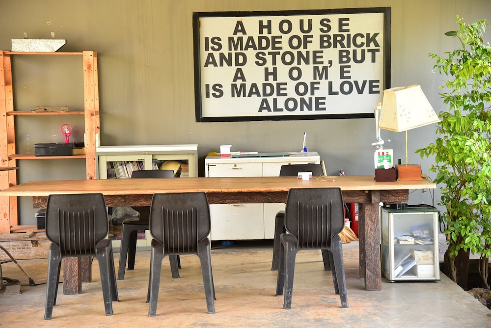 home elements khaoyai