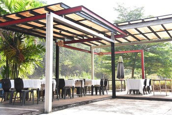 home elements khaoyai