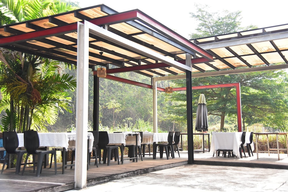 home elements khaoyai