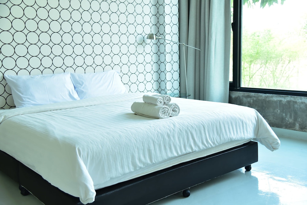 home elements khaoyai