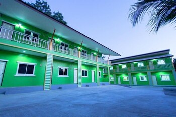 vii house rawai phuket