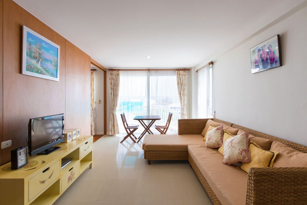 Baan Poolom Beachfront Condominium,Hua Hin>>Cha-Am,3 star
