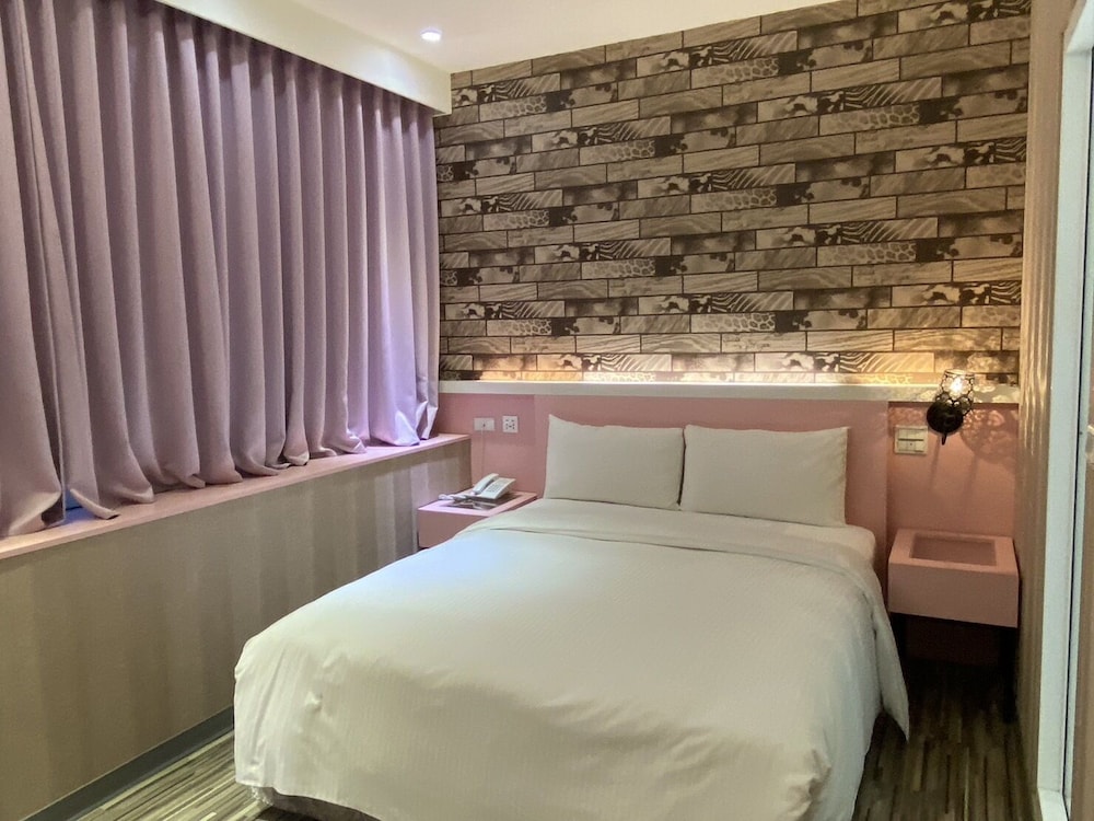 191 hotel