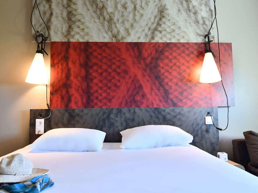 ibis les herbiers