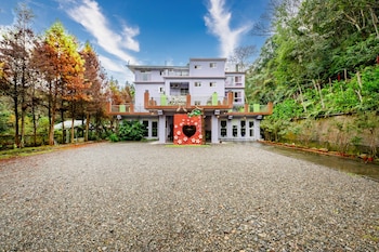 Tung Flowers,Talintsun>>Nantou,3 star