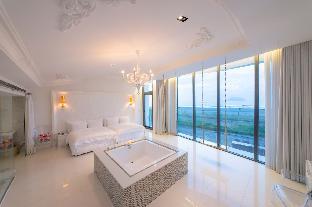 play hotel