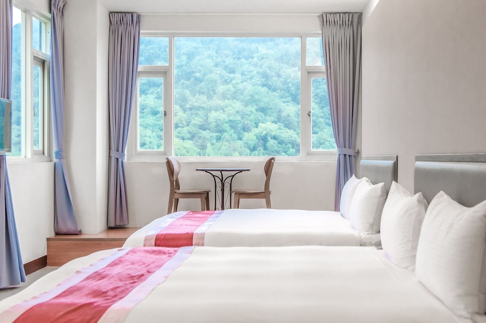 sun moon lake shui yang