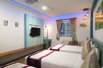 sin sin hotel iii