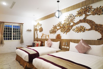 sin sin hotel iii