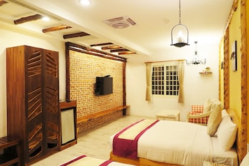 sin sin hotel iii
