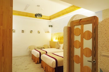 sin sin hotel iii