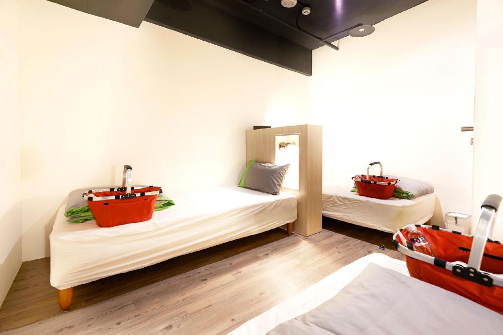 ease single inn hostel