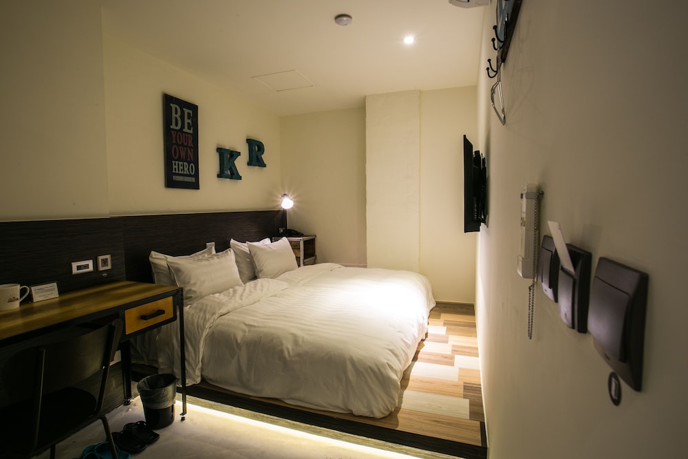 re change hotel taipei