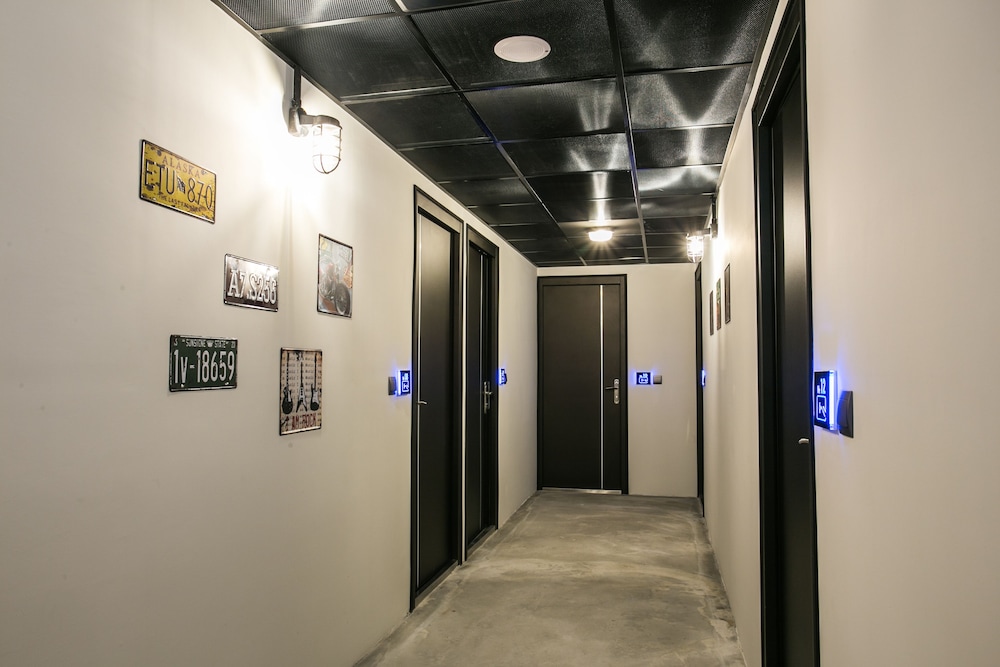 re change hotel taipei