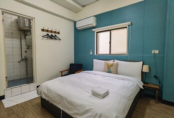 oc hostel