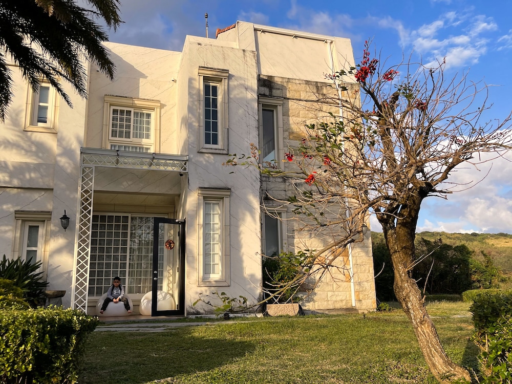 4 sisters villa