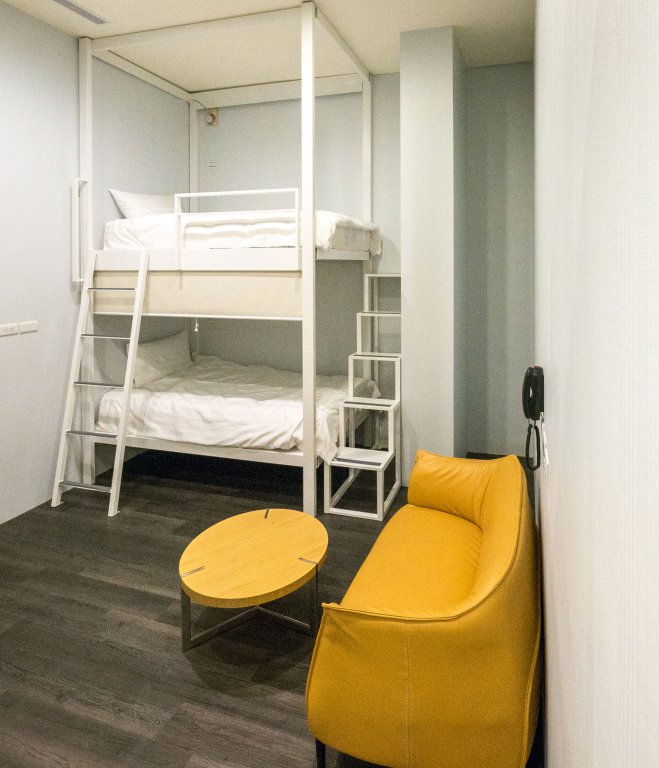 ch place x hotel