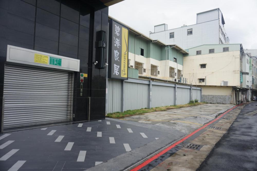 watermark hotel kaohsiung station