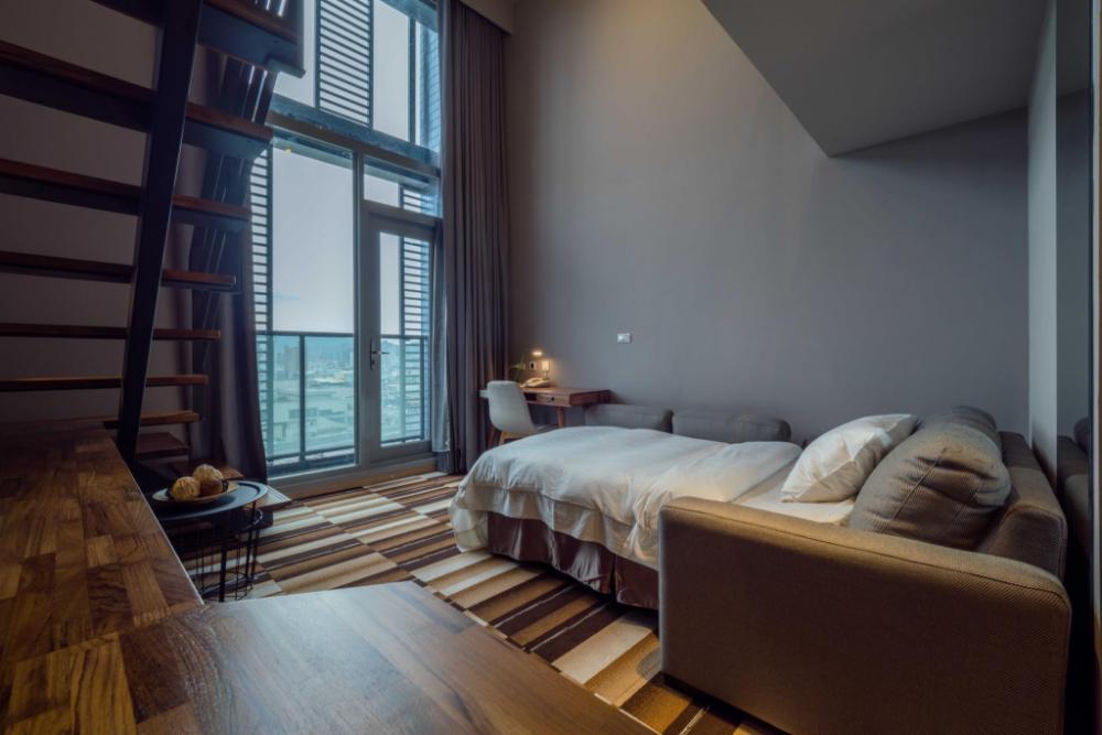 watermark hotel kaohsiung station