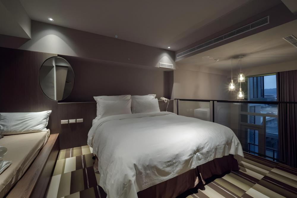 watermark hotel kaohsiung station