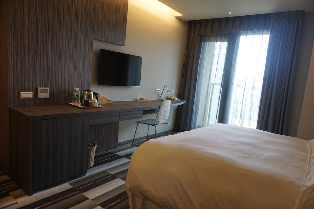 watermark hotel kaohsiung station